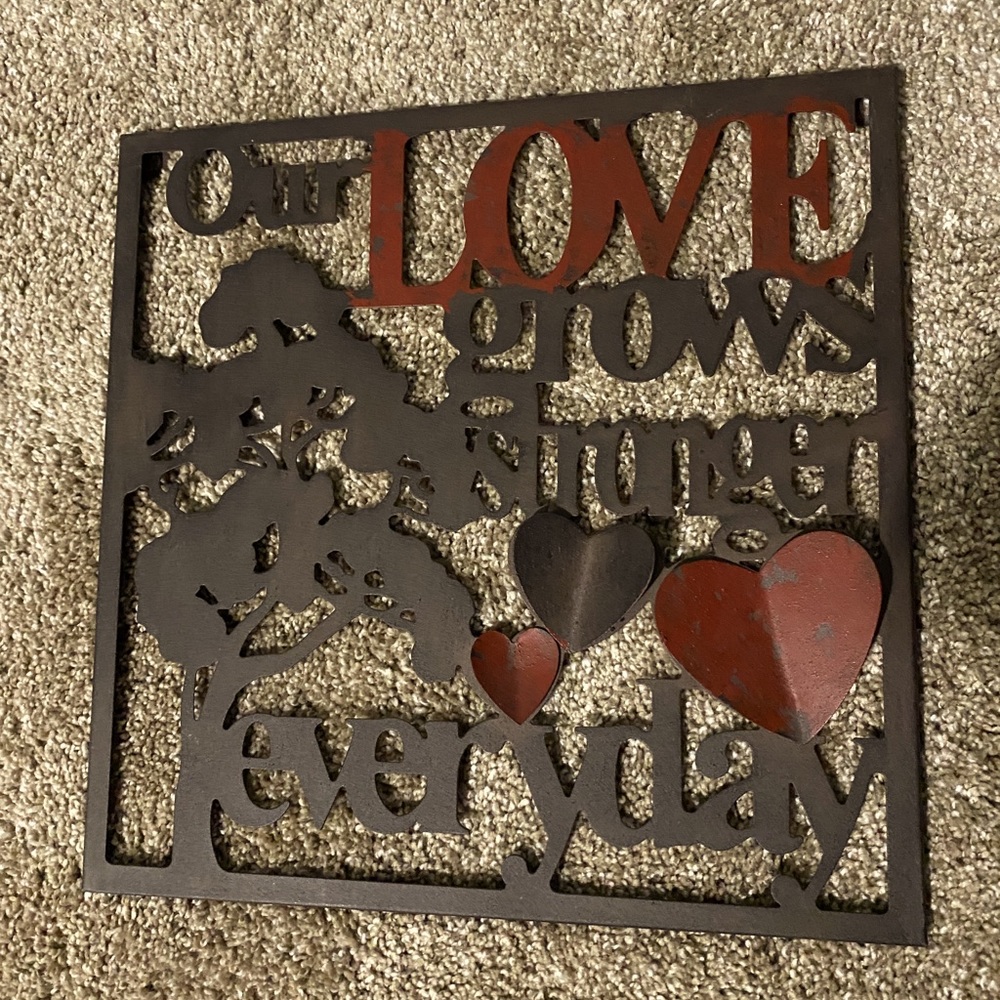 Metal wall art ♥️
